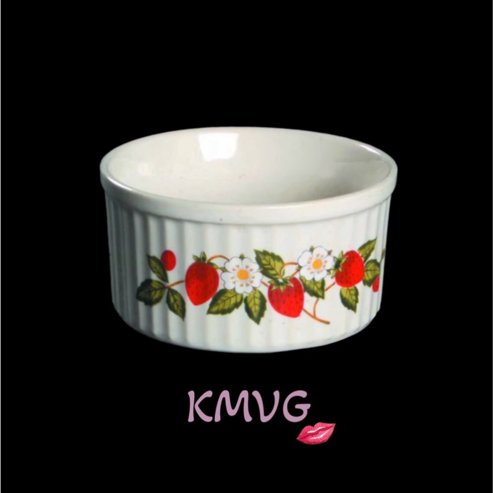 Vintage Strawberries N' Cream by SHEFFIELD 4" Ramekin